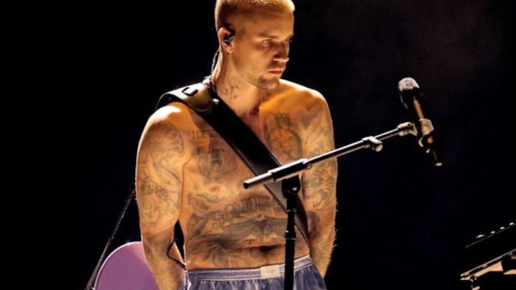 Justin Bieber’s Seven-Minute Rehearsal and More Behind-the-Scenes 2026 Grammys Secrets